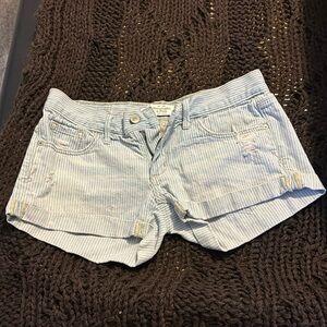 Vintage Abercrombie & Fitch pinstripe shorts size 00 w24